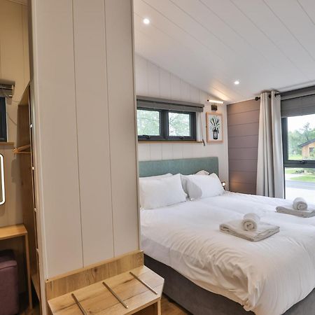 Blenheim Palace Lodge Retreat Woodstock Extérieur photo